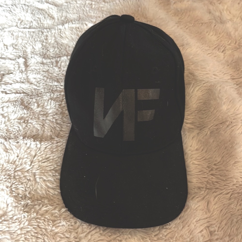 3 for $25❤️
Rapper NF black baseball cap